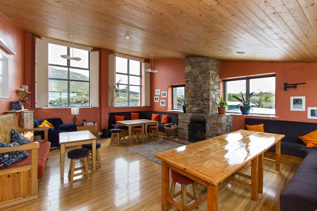 Killary Adventure Centre Hotel Leenaun Esterno foto