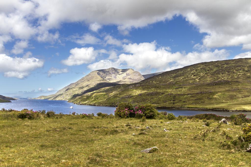 Killary Adventure Centre Hotel Leenaun Esterno foto