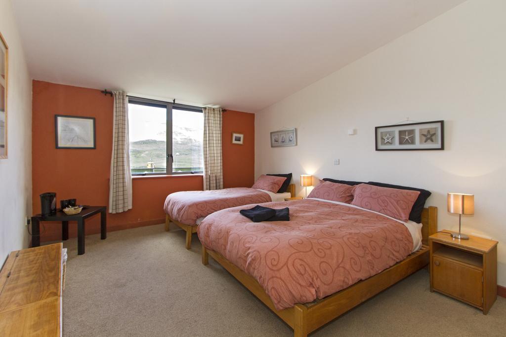 Killary Adventure Centre Hotel Leenaun Esterno foto